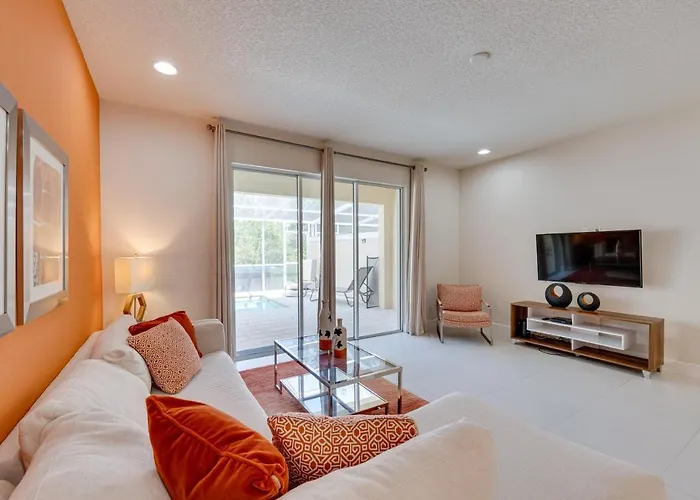 Clermont Townhome With Pool About 9 Mi To Disney World!